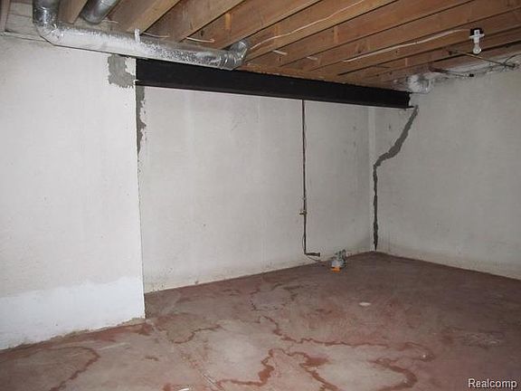2nd image of 33207 Green Wing Ln