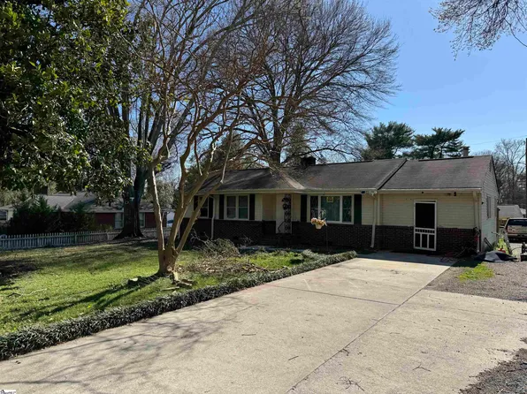 104 Elaine Ave, Taylors, SC 29687