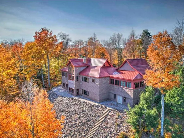 9910 Shore Drive, Au Train, MI 49806