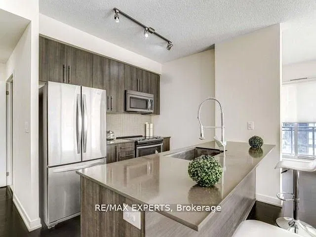 510 Curran Pl #1002 — Photo 6