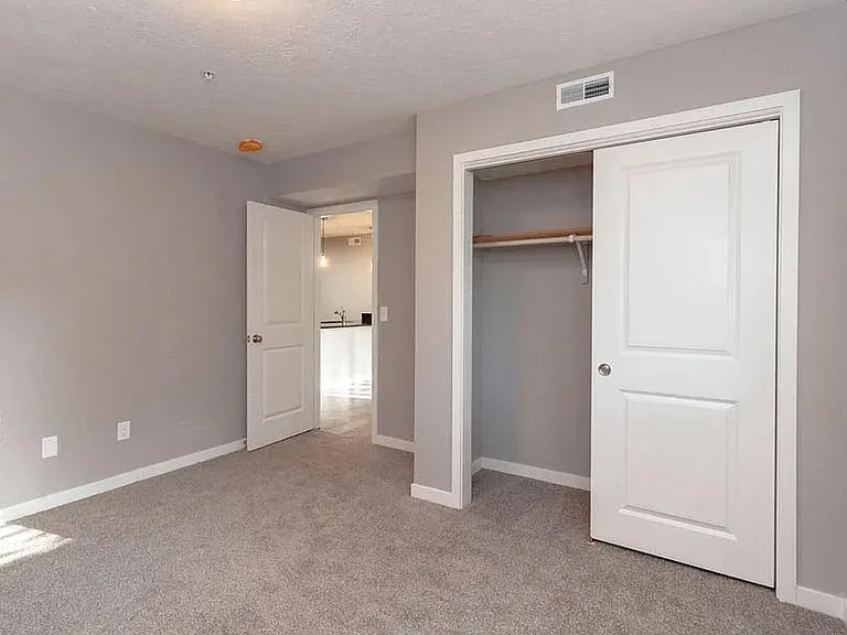 2410 Lynn St #3 — Photo 12
