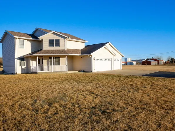 710 Otter Creek Dr, Milledgeville, IL 61051