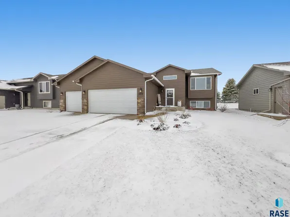 5513 S Culbert Ave, Sioux Falls, SD 57108