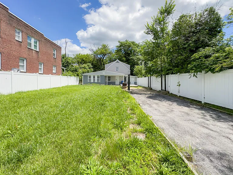 5209 Cuthbert Ave — Photo 23