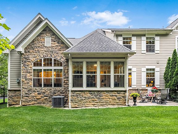 2nd image of 9346 Pratolino Villa Dr