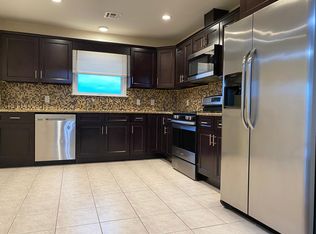 136 Malvern St APT 3, Newark, NJ 07105