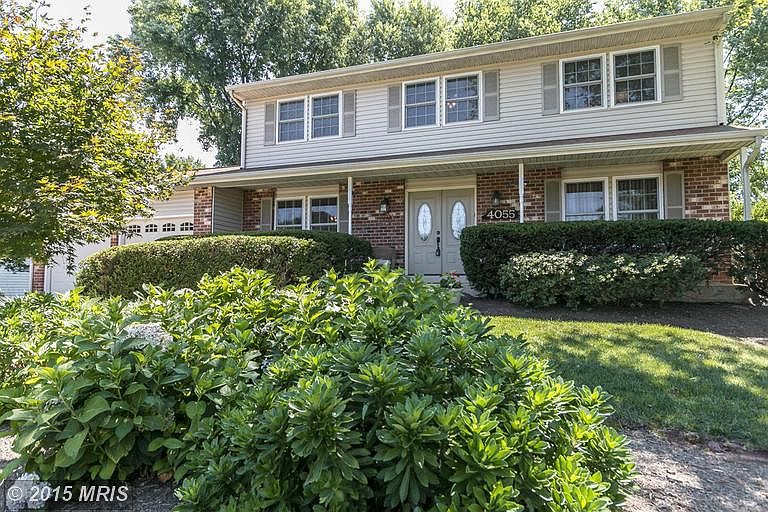 Move In Ready!  Dartmouth Model on Cul De Sac