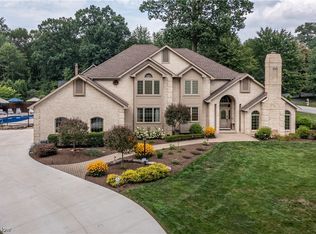 266 Hunters Hollow Dr SE, Warren, OH 44484