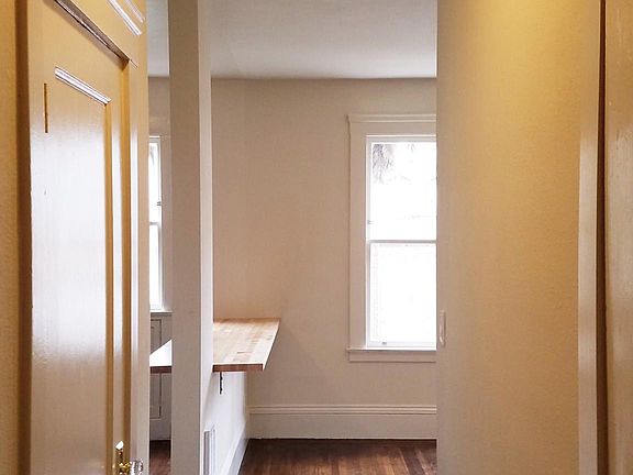 5th image of 725 Ofarrell St APT 4