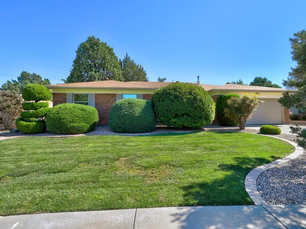 7828 Hermanson Pl NE, Albuquerque, NM 87110