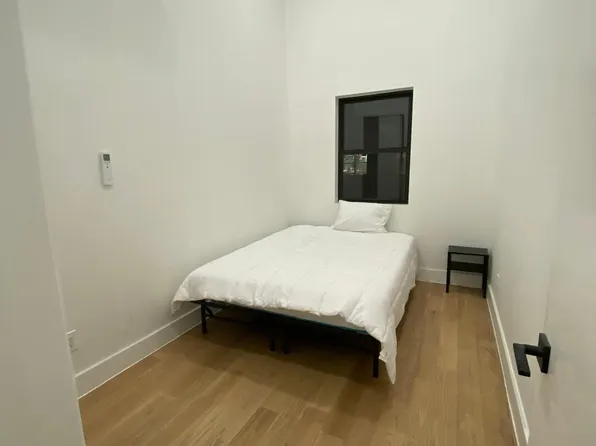 6 Saint Nichlas Avenue image 9 of 21