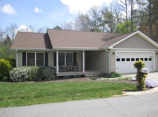 24 Honey Hollow Ln, Fairview, NC 28730