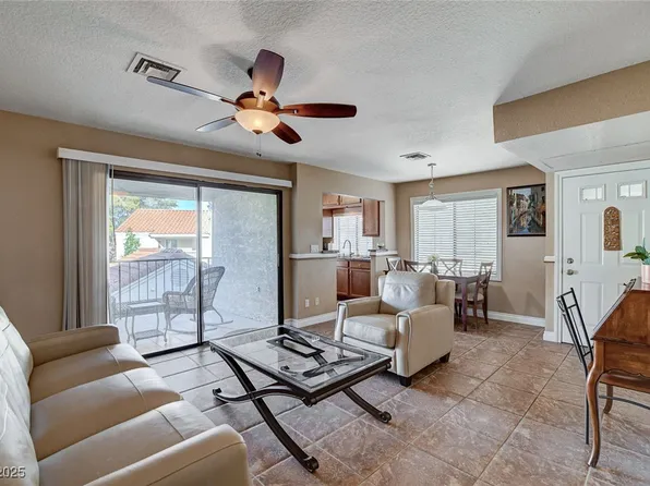 4860 Nara Vista Way Unit 204, Las Vegas, NV 89103