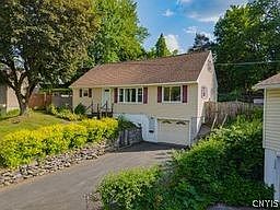 2nd image of 155 Vieau Dr