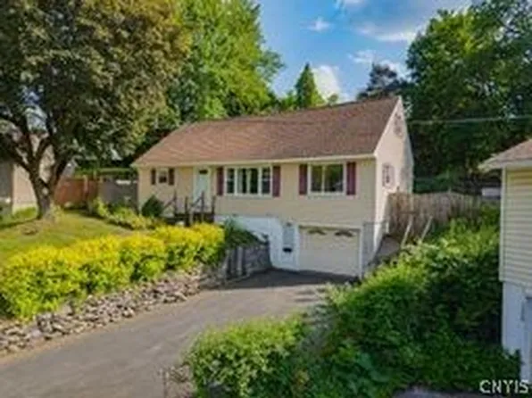 155 Vieau Dr, Syracuse, NY 13207