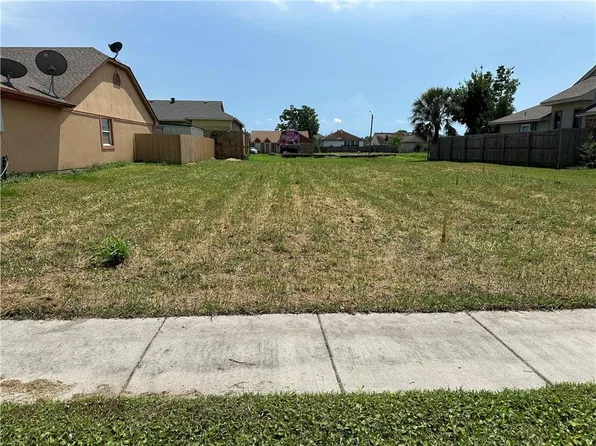 7512 Expedition Dr, New Orleans, LA 70129