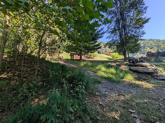2nd image of Cypress St