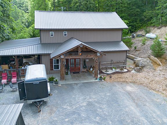 5th image of 700 Damewood Hollow Rd