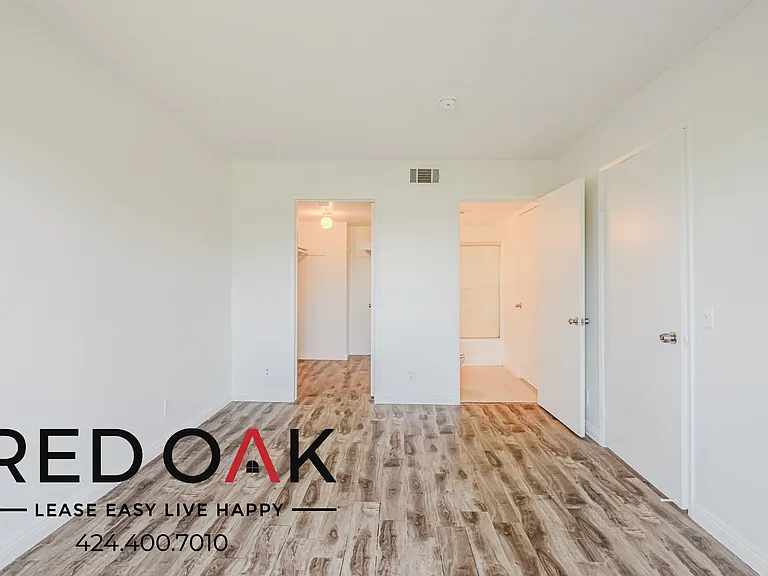 3540 Fletcher Dr #206 — Photo 11