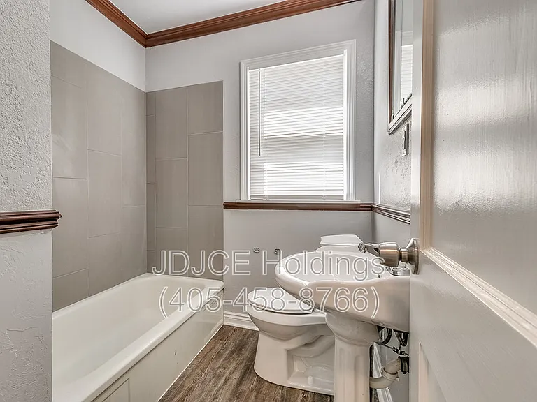 122 W Marshall Dr — Photo 13