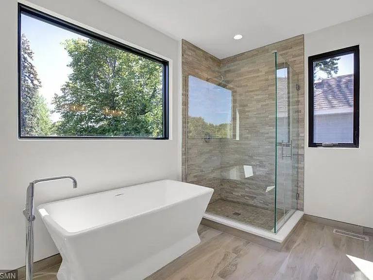 3408 W 60th St — Photo 13