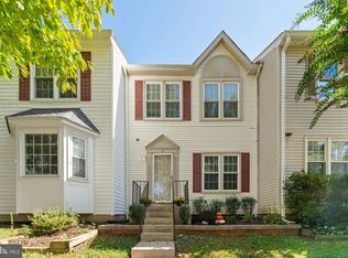 29 Pepper Tree Ct, Warrenton, VA 20186