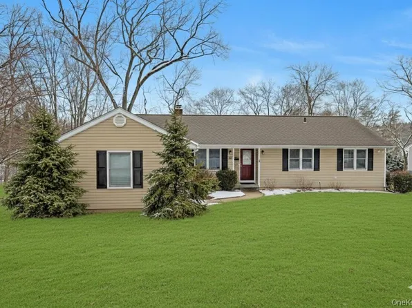 42 Briarwood Drive, New City, NY 10956