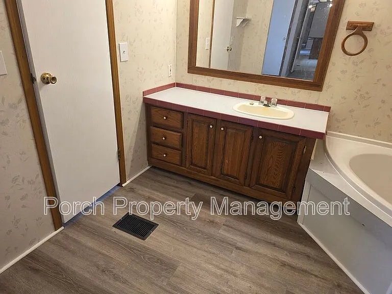 7318 Hayward Ave #P30 — Photo 17