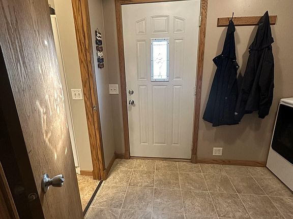 2nd image of 2707 Jewell Ave