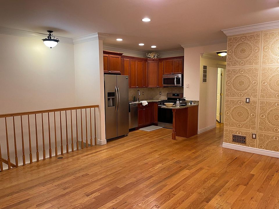 1st image of 8784 Bay 16 St #1