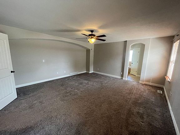 4th image of 2764 S Ivy Ln