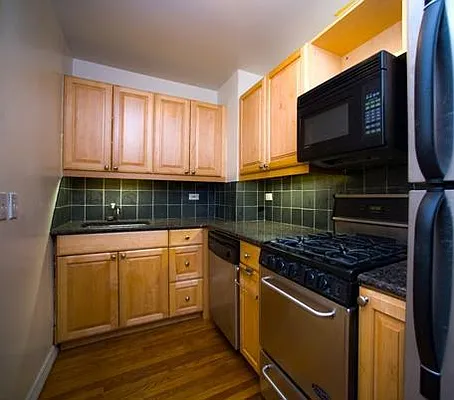 Rented by Keller Williams NYC | media 18