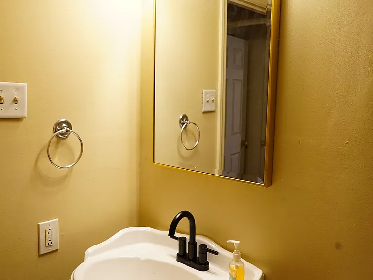 1731 Kenneth Ave #A — Photo 12