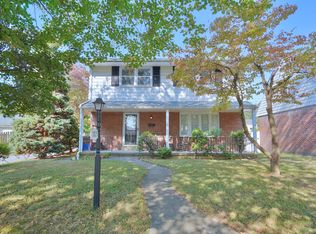 1715 Maple St, Bethlehem, PA 18017