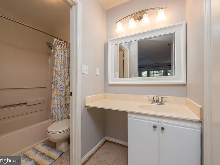 8360 Montgomery Run Rd NW #D — Photo 11