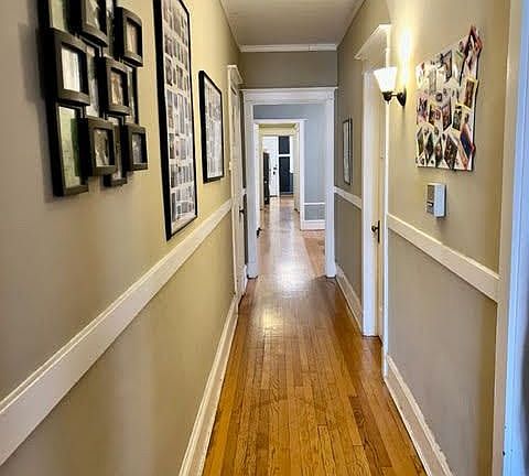 5th image of 815 W Buena Ave APT 2W