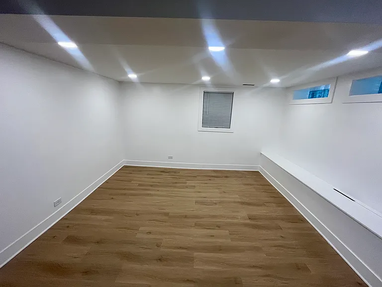 1812 W Cortland St #1F — Photo 17