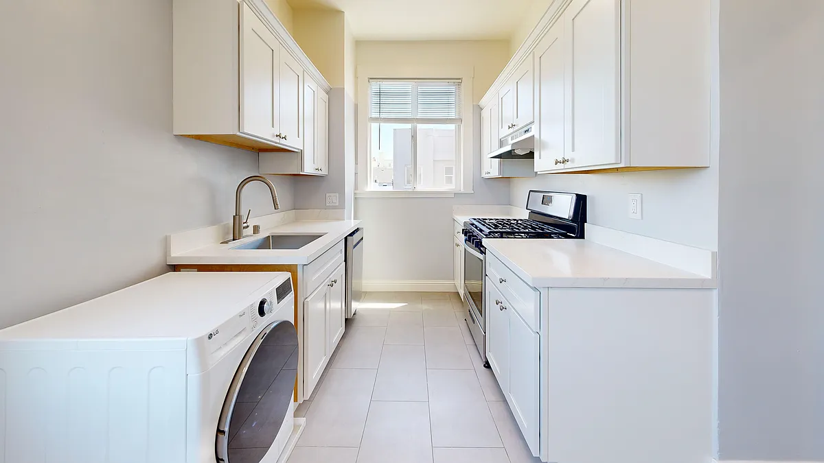 Building Photo - 920 Fulton St #405