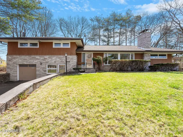 330 S Main Avenue, Albany, NY 12209