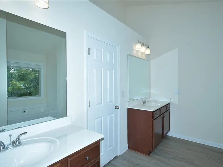 3094 Tofte Dr — Photo 21