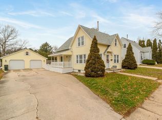 1409 Iowa St, Cedar Falls, IA 50613