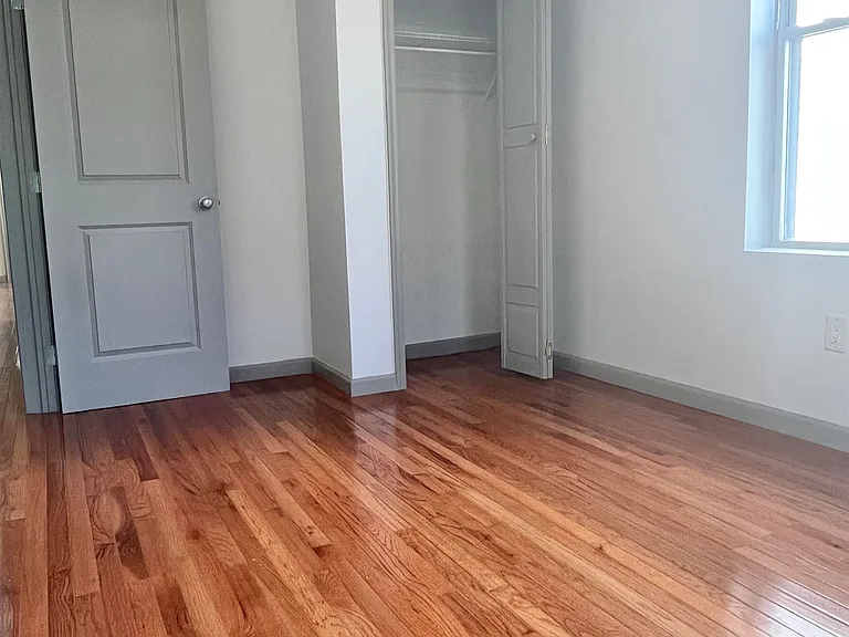 332 Virginia Ave — Photo 11