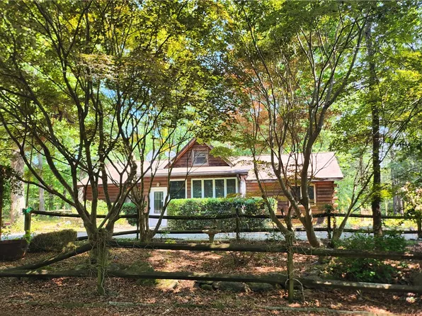 200 Fawn Dr, Seneca, SC 29678