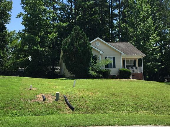 2nd image of 104 Hazelwood Ct