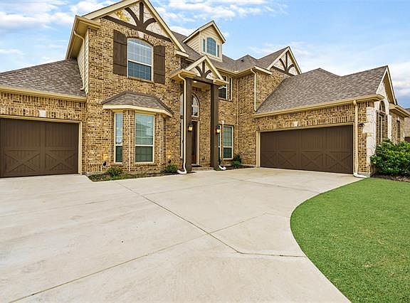 2nd image of 8006 Graystone Dr