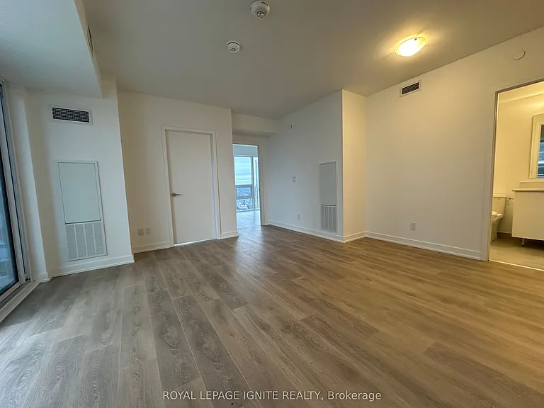 2033 Kennedy Rd #3002 — Photo 10