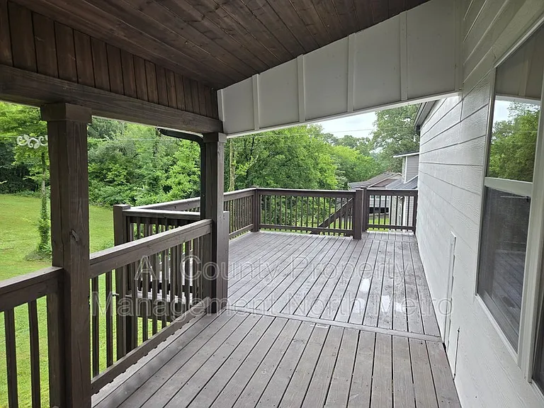 545 Lakeview Dr #A — Photo 25
