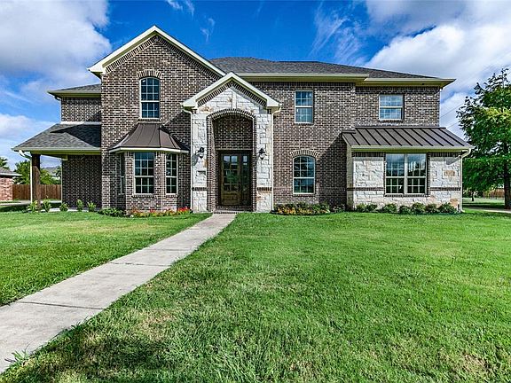 3rd image of 299 Shady Cove Dr