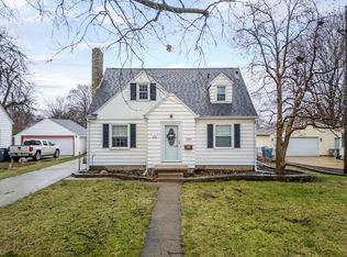 151 Hawthorne Ave, Waterloo, IA 50702