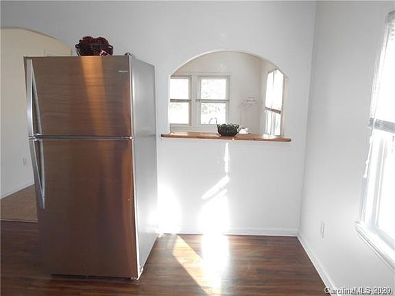 4th image of 2111 E Propst St